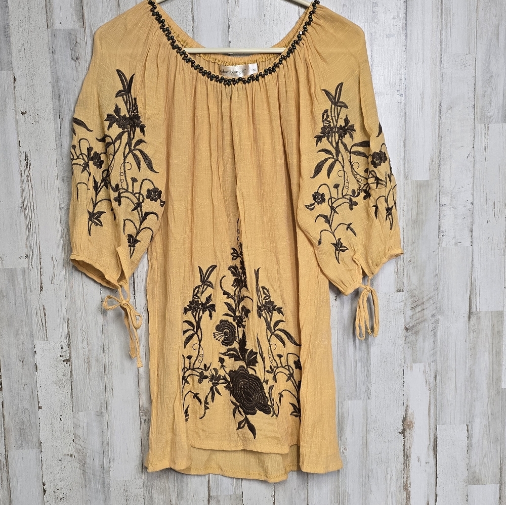 Urban Mangoz Embroidered Peasant Top Medium Boho M